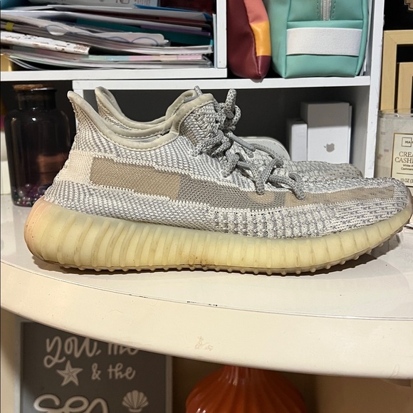 Adidas Yeezy Boost 350 V2 in Gray and Cream - Picture 1 of 5